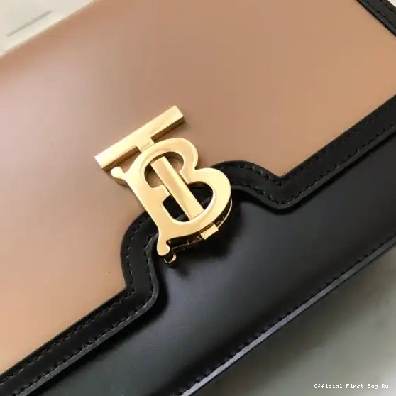 Official First Bag Ru BURBERRY Bag Medium TB 0606